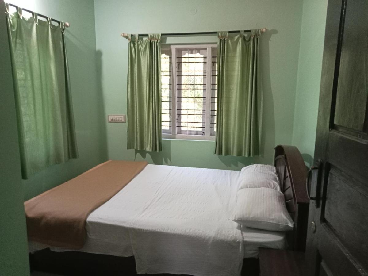 Krupa Homestay Madikeri Eksteriør billede