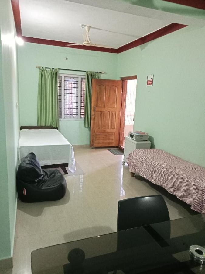Krupa Homestay Madikeri Eksteriør billede